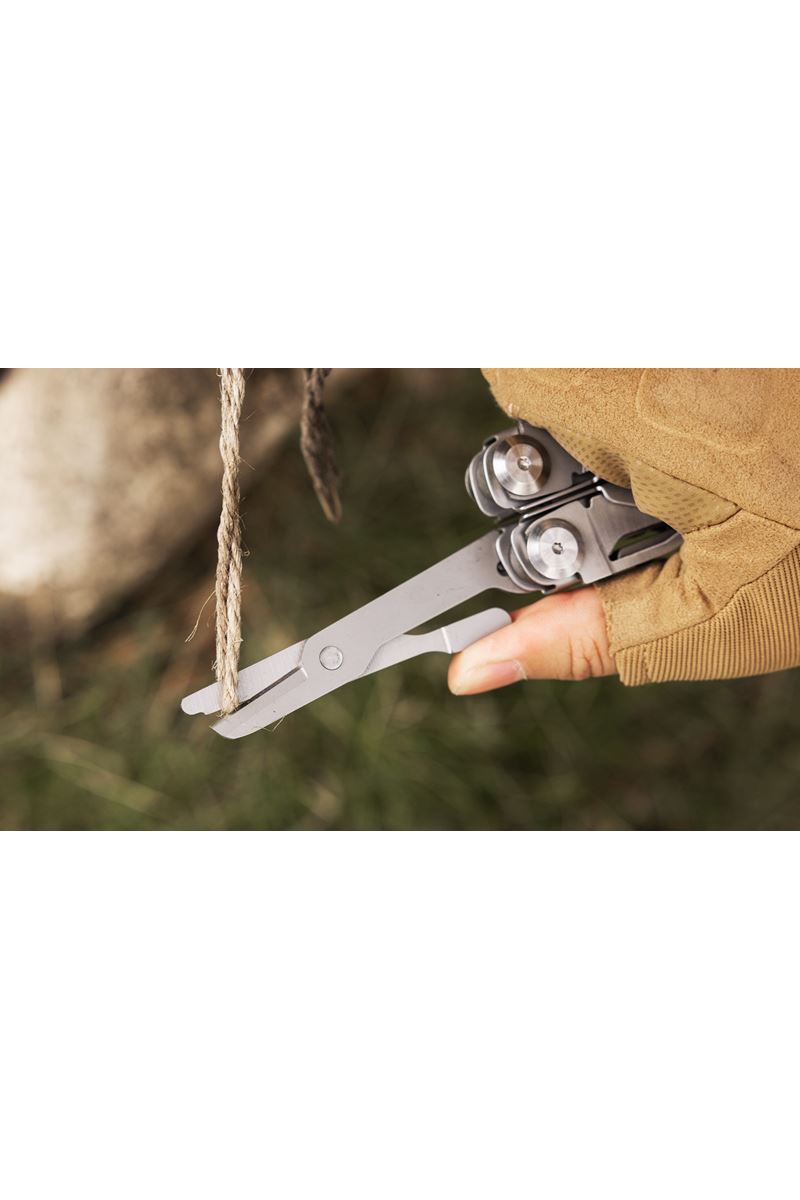 Swiss+Tech 15-IN-1 Multi Tools ST021039