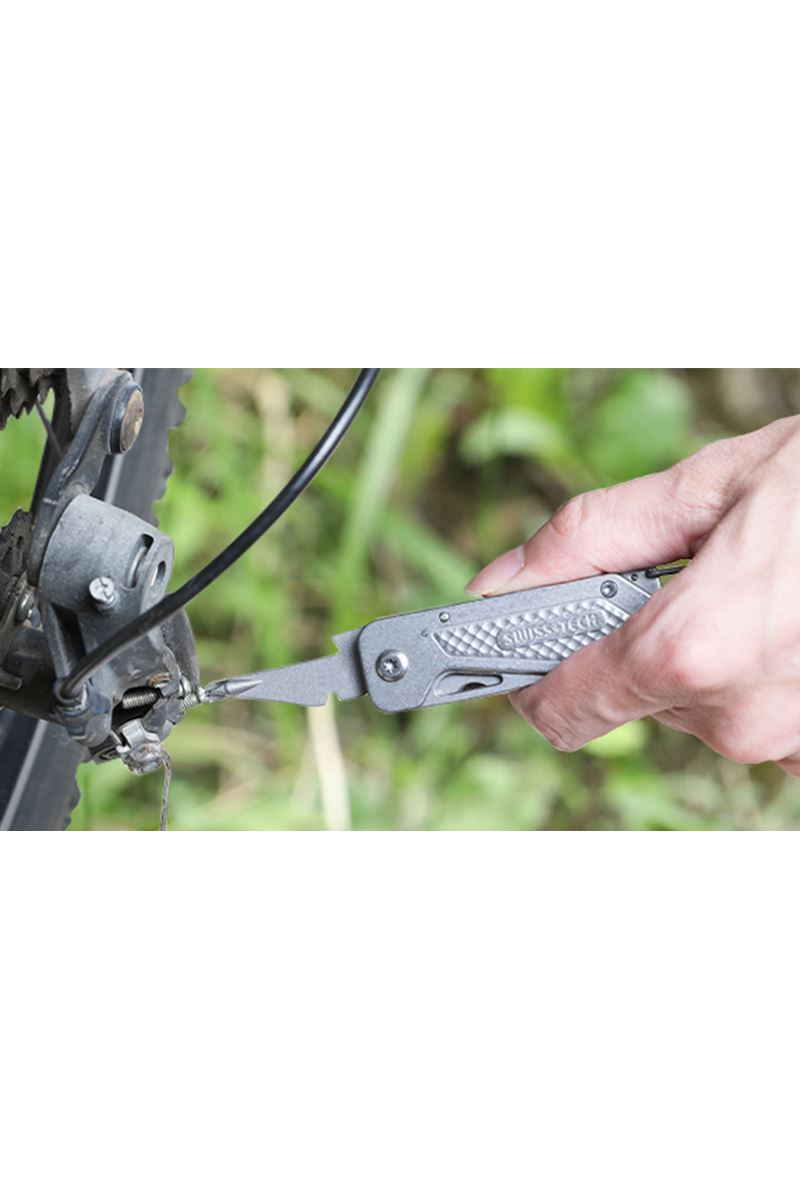 Swiss+Tech SwissTech 13-IN-1 Multi-Tools(Satin Polish) ST022001